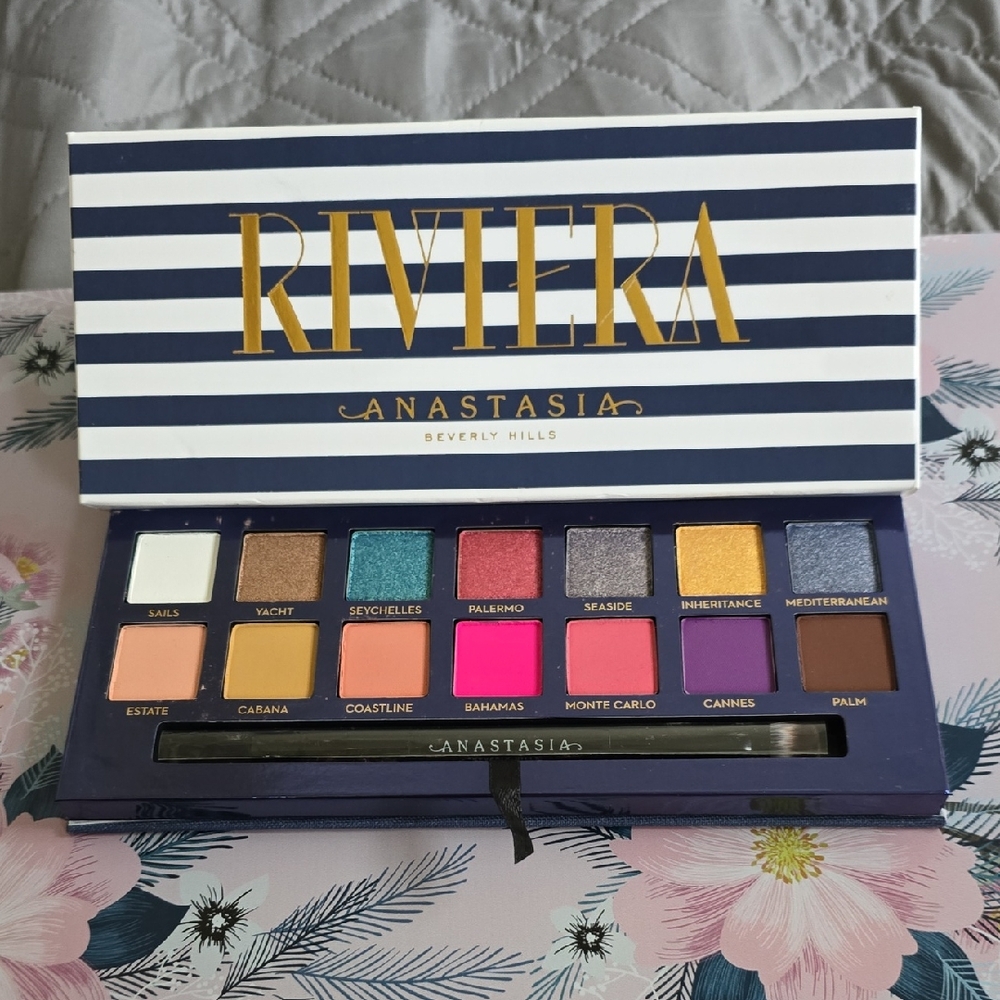 Anastasia Beverly Hills Riviera Eyeshadow Palette